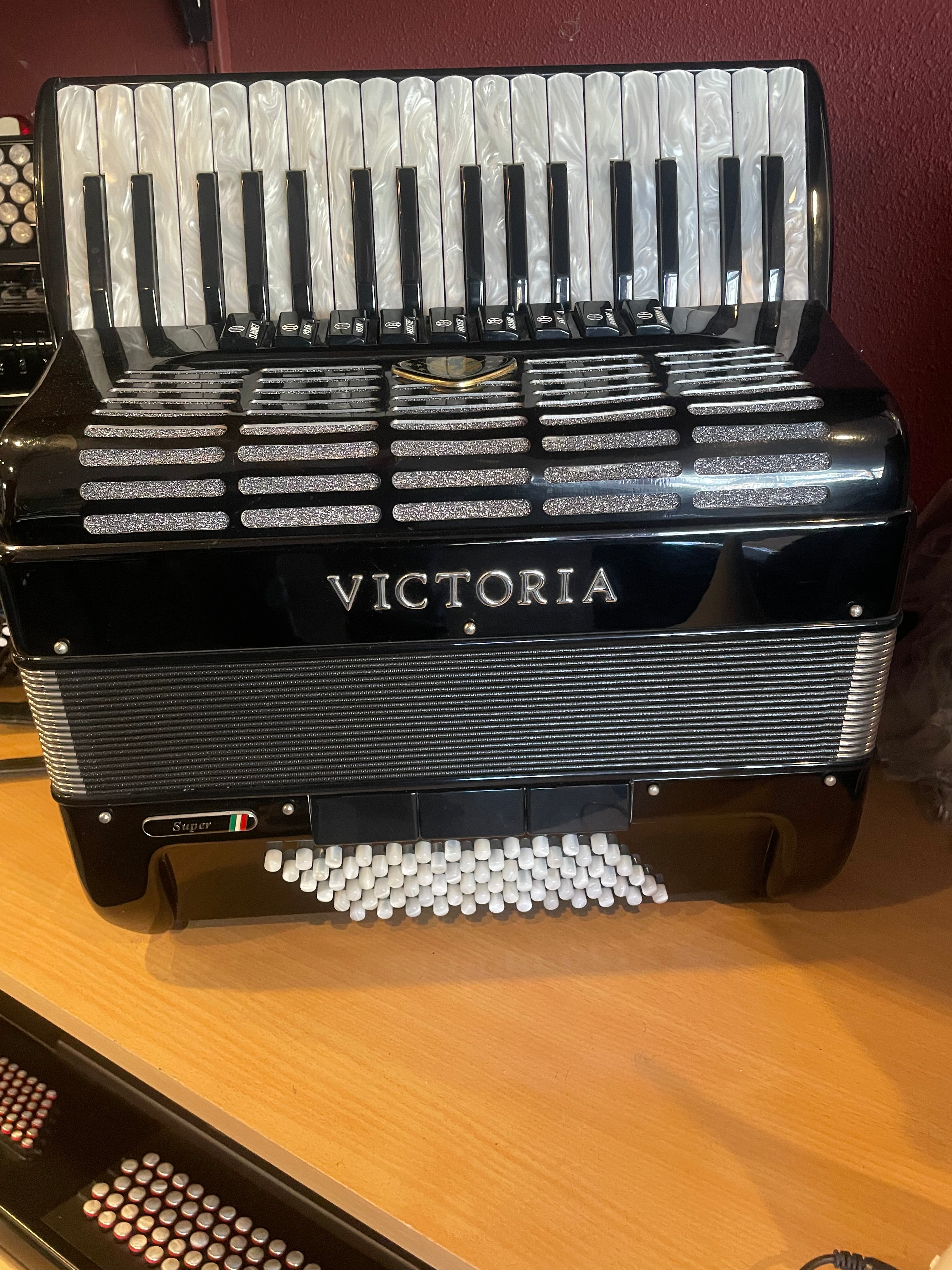 VICTORIA アコーディオン Super 37鍵96ベース HMML Victoria Super (Occ.) 34 toets,96 bas,4 korig,musette