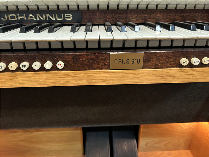 Opus 910 dubbelklaviers orgel