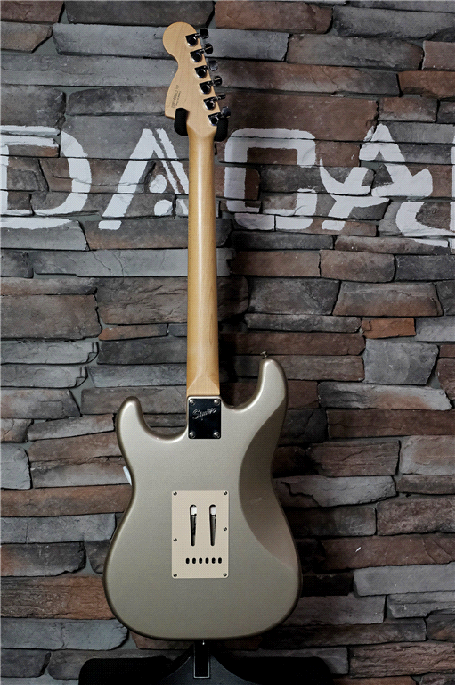 AFFINITY Strat Gold 50th anniversary 2004