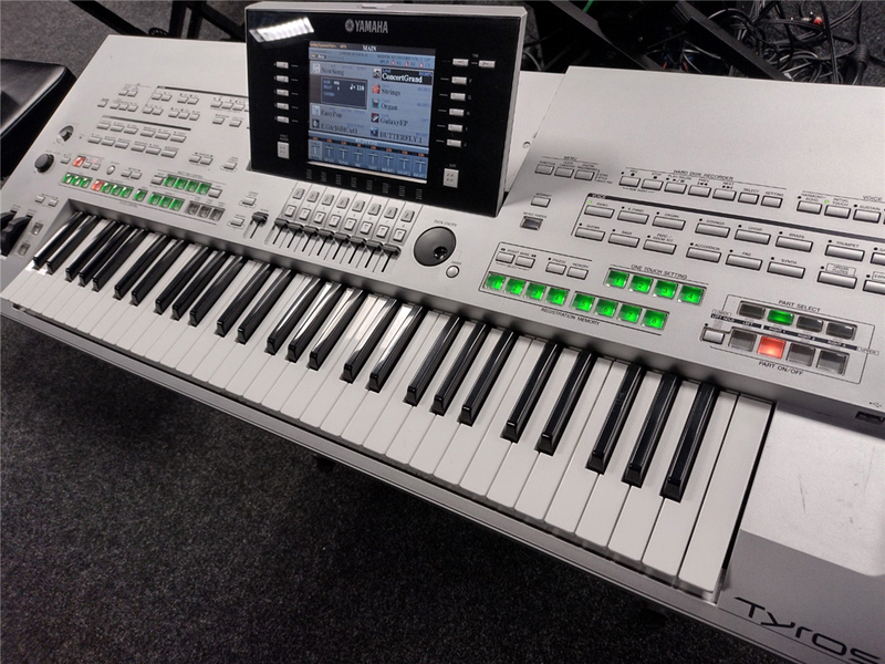 TYROS 3 XL (occ)